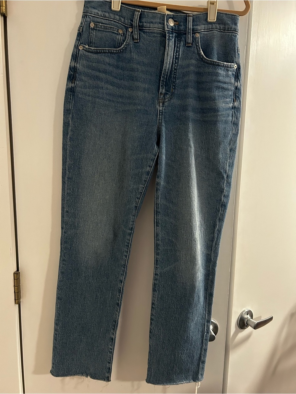 Madewell Perfect Vintage Straight-Leg Jeans in Medium Blue Wash